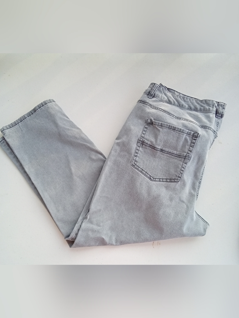Maurices Women's Size 22 Straight Leg Jeans in Light Gray - Picture 3 of 9